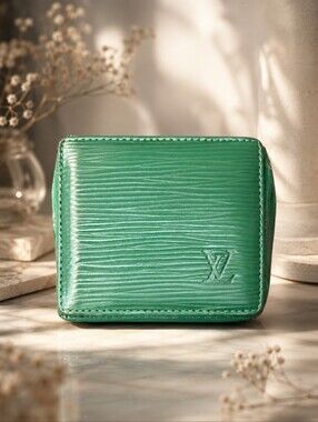 Louis Vuitton Epi Green Porte Monnaie Coin Purse Wallet Vintage Authentic